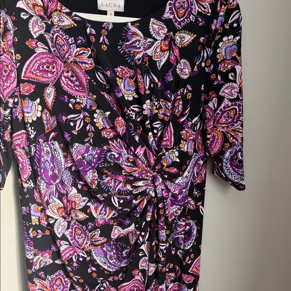 Elegant Black and Purple Paisley Midi Dress - Picture 3 of 6